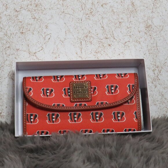 Dooney & Bourke NFL Cincinnati Bengals Continental Clutch Wallet (Orange) - Picture 2 of 9